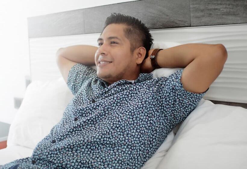 فندق Peninsula Frontera