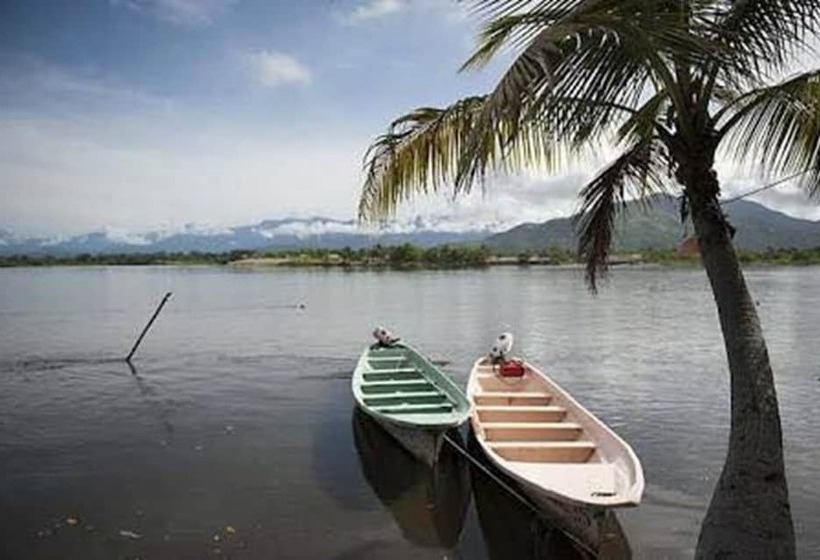 ホテル Tachinaste