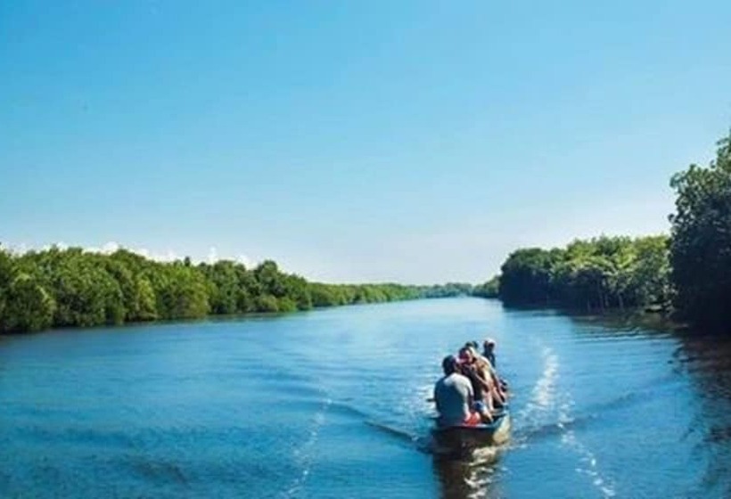 ホテル Tachinaste