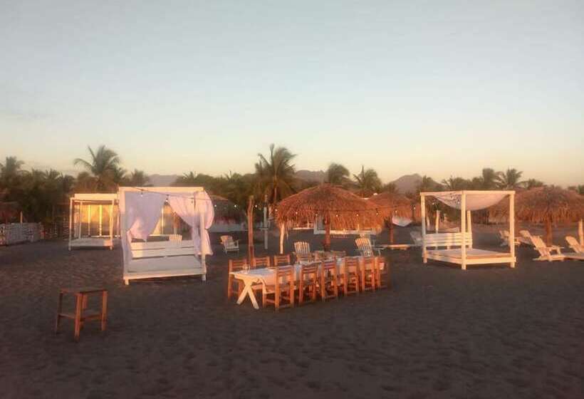 ホテル Tachinaste