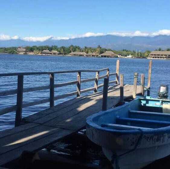 ホテル Tachinaste