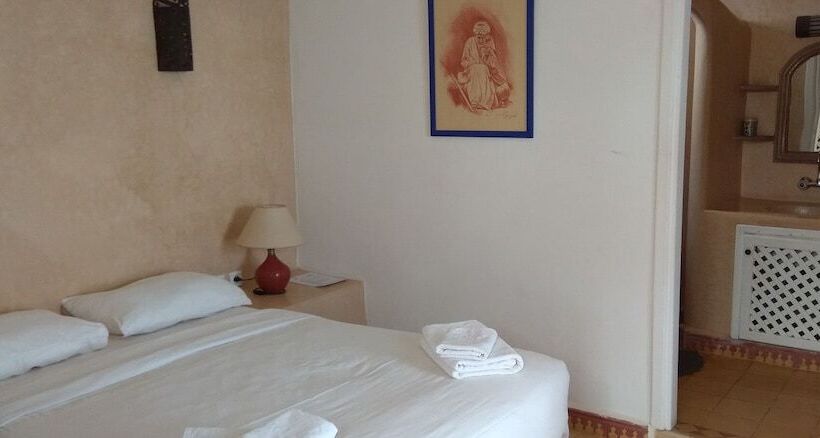 هتل Un Thé Au Bout Du Monde