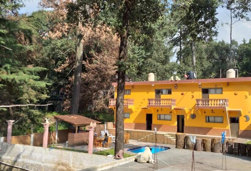 בית מלון כפרי Villa Monteli Suites