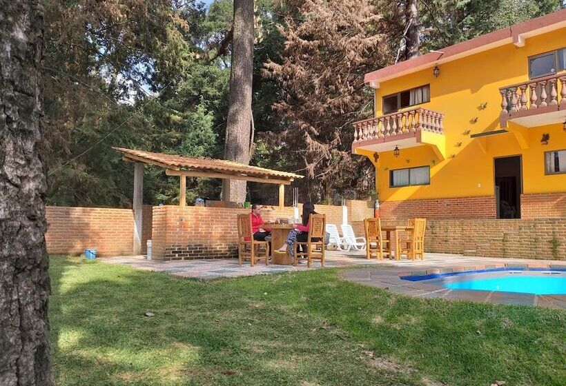 Отель Villa Monteli Suites