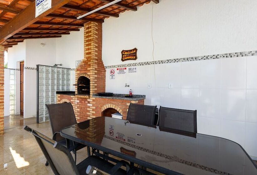 فندق Village Itaúna Inn