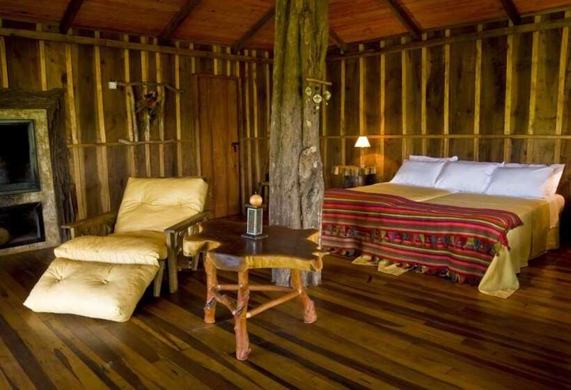 Hotel Yacaratia Lodge