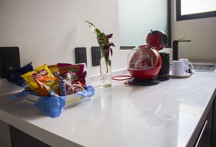 Los Laureles Hotel & Centro De Convenciones