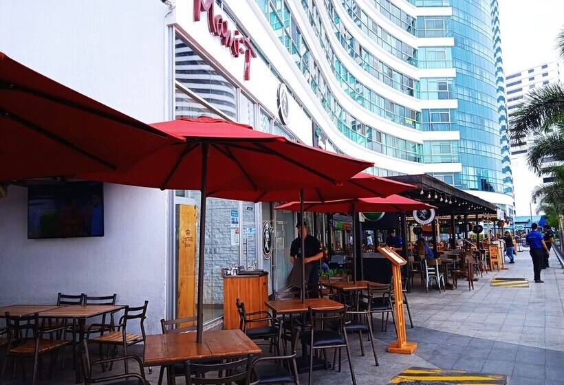 Luxury Suites Riverfront Gye