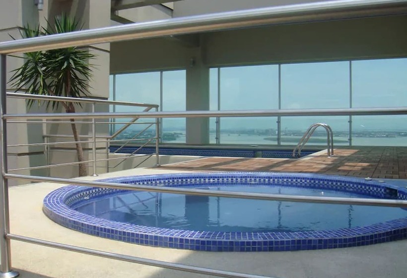 Luxury Suites Riverfront Gye