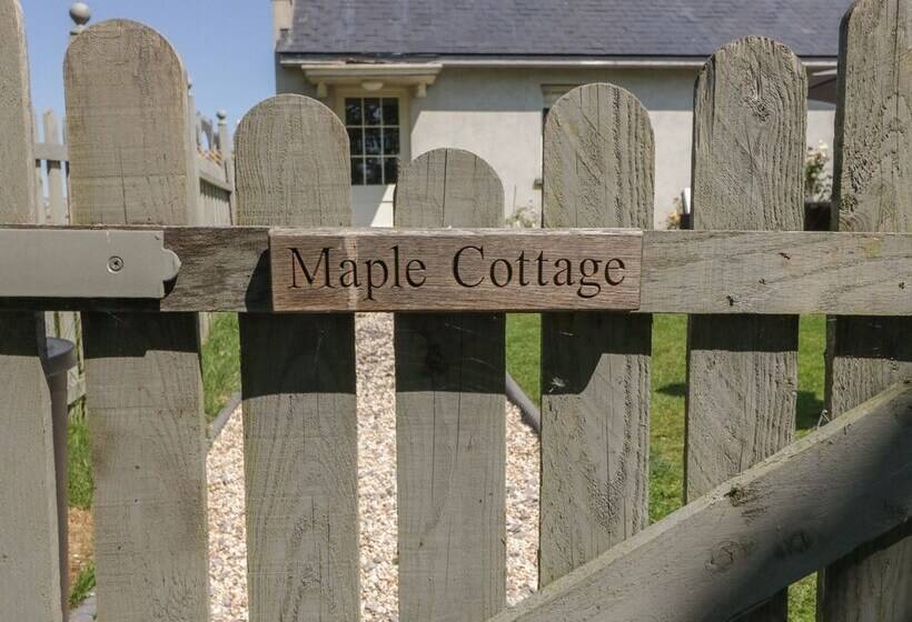 Maple Cottage