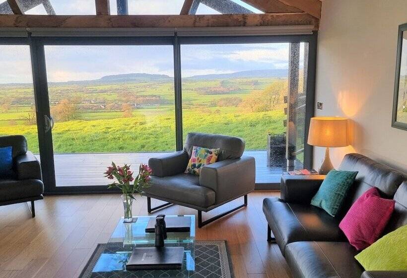 Meadow Cottage At Hill Top Farm