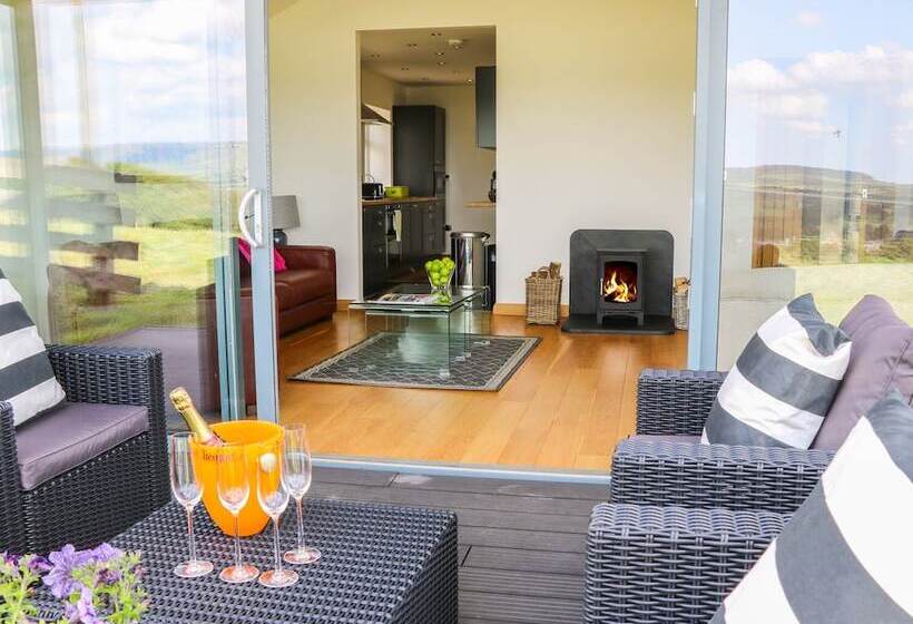 Meadow Cottage At Hill Top Farm