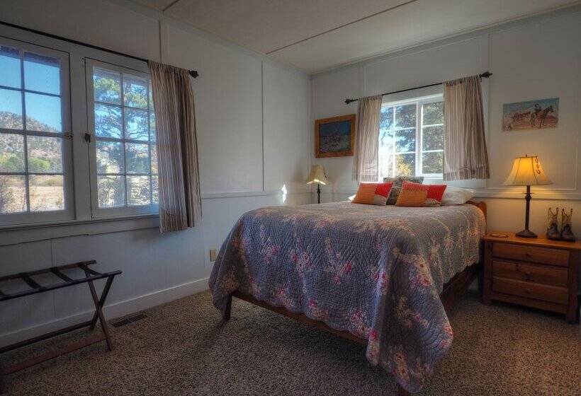 Murphy S Riverside Ev #3178 2 Bedroom Cottage By Redawning