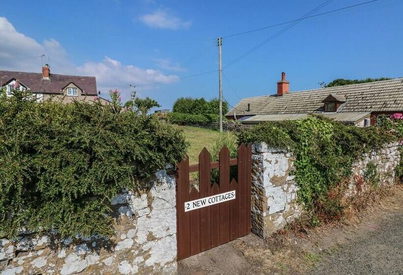 No. 2 New Cottages
