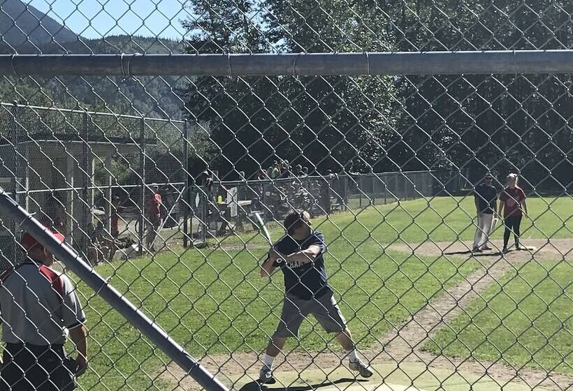 Пансион At The White House