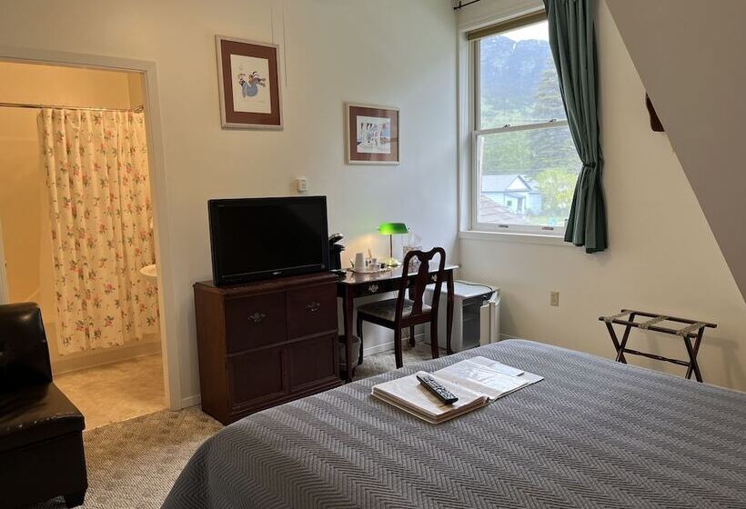 بنسيون At The White House