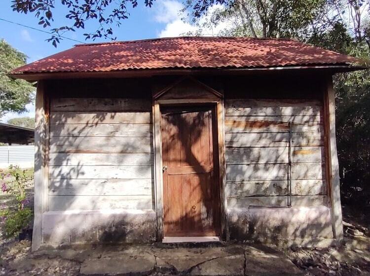 پانسیون Casados Ranch