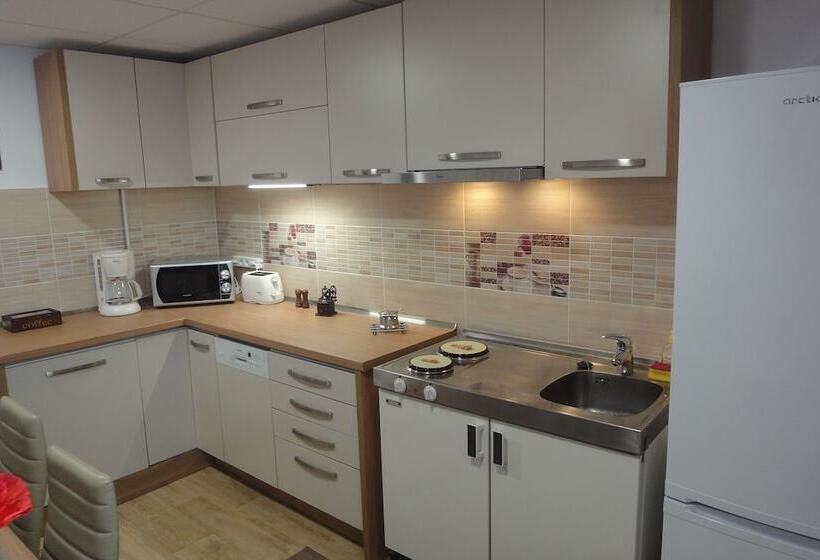 膳宿费 Comfort And Views