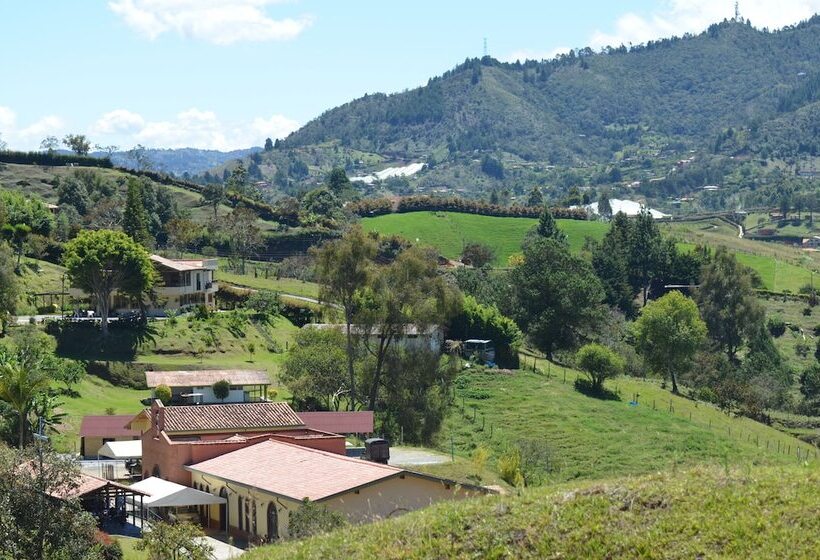 פנסיון Finca Alexandría