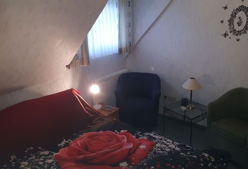 Пансион Gasthaus Ederwellen Am Ederhöhenweg