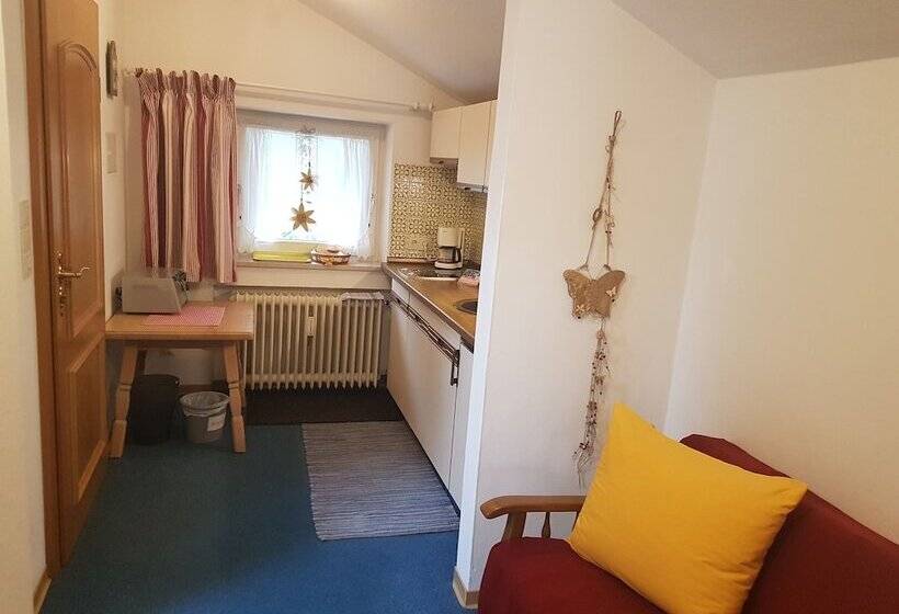 بنسيون Gästehaus Maurer