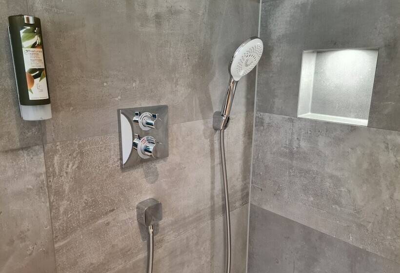 بنسيون Gästehaus Maurer