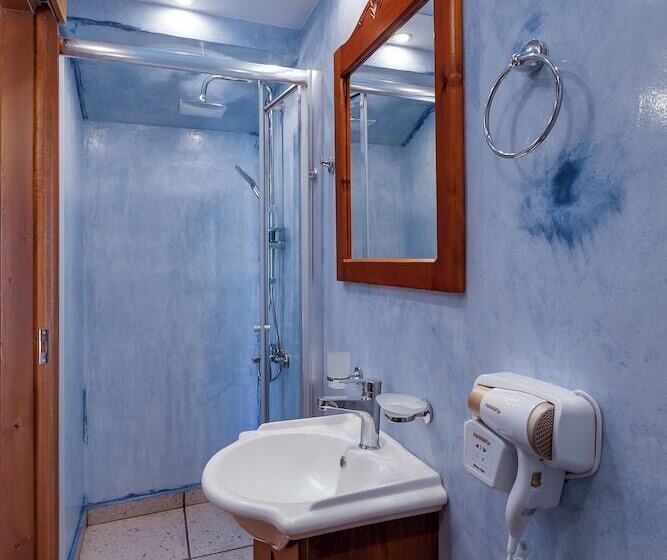 پانسیون Hamam Suites Portou
