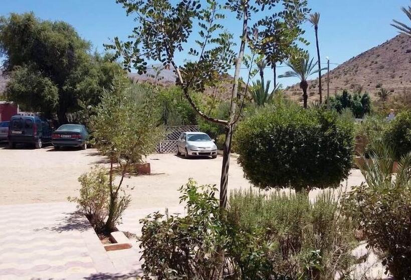 پانسیون Hôtel L Arganier D Ammelne