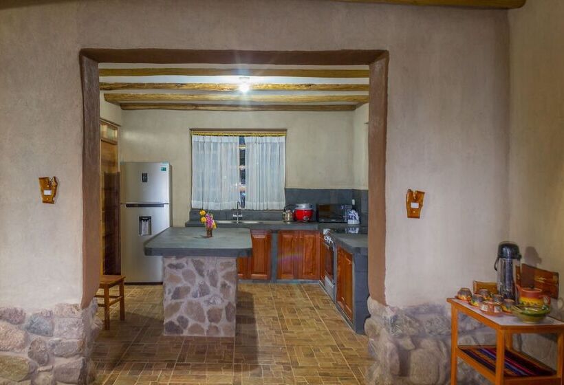 بنسيون Inkasaire Lodge