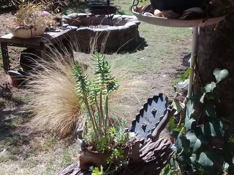 ペンション Mendoza Leisure Time Guest House