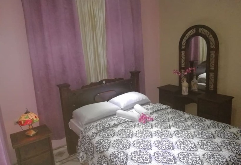 بنسيون Nayuribe Familiar House