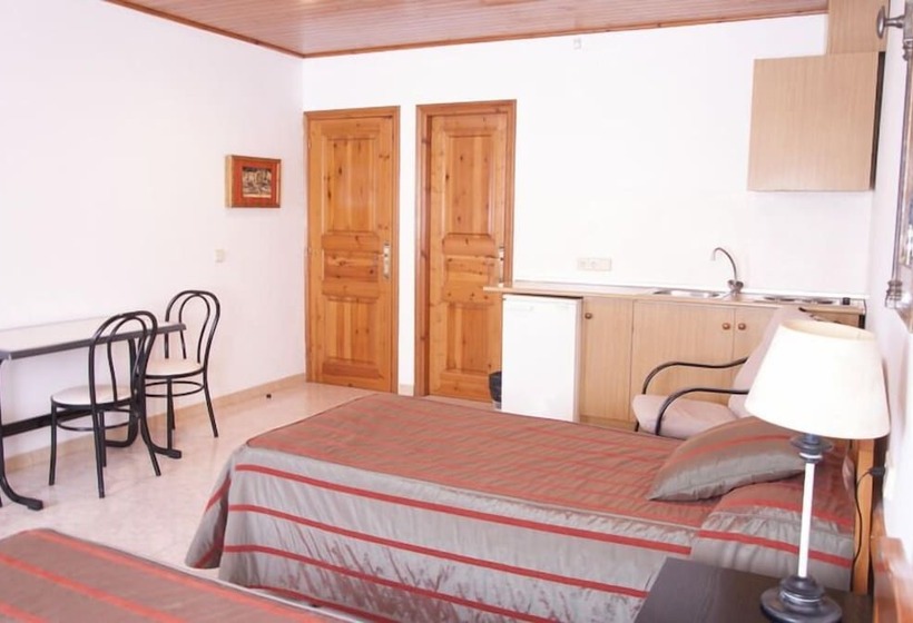 פנסיון Ostau Dera Nheu