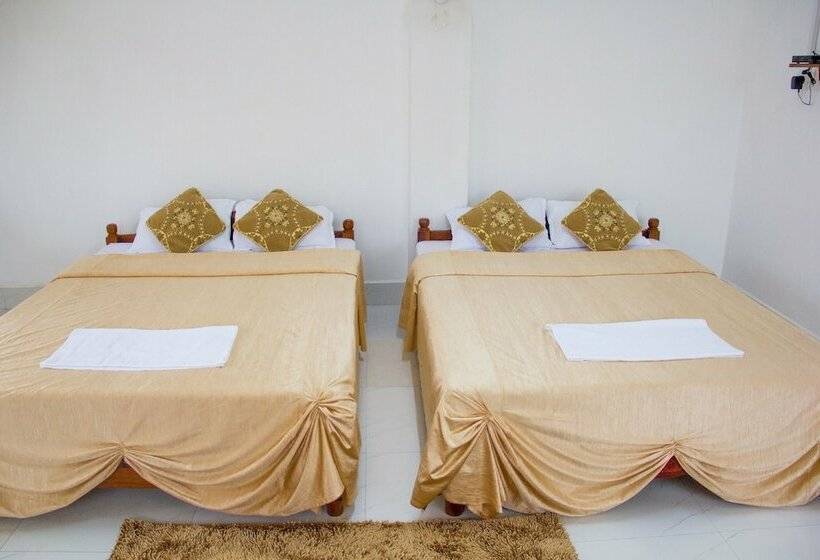 بنسيون Pumpkin Cordial Lodge