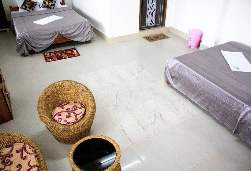 بنسيون Pumpkin Cordial Lodge