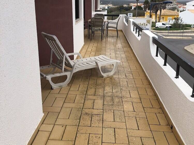 بنسيون Quartos E Apartamentos Atalaia