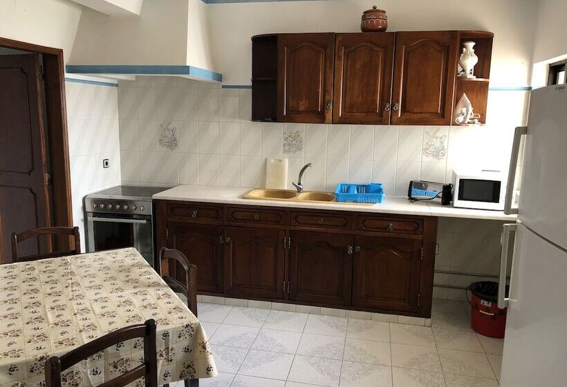 بنسيون Quartos E Apartamentos Atalaia