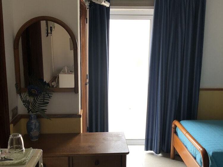 بنسيون Quartos E Apartamentos Atalaia