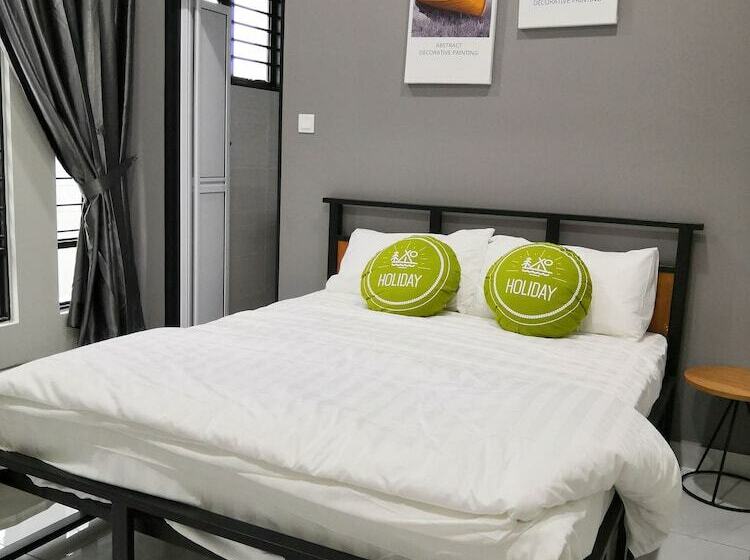 Pension Re   Roomy Stay