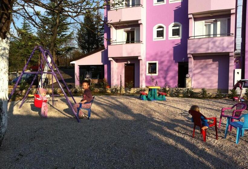 Пансион Villa Sandi   Free Parking