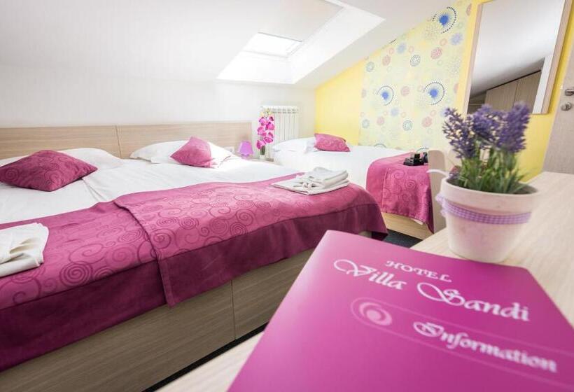 Пансион Villa Sandi   Free Parking