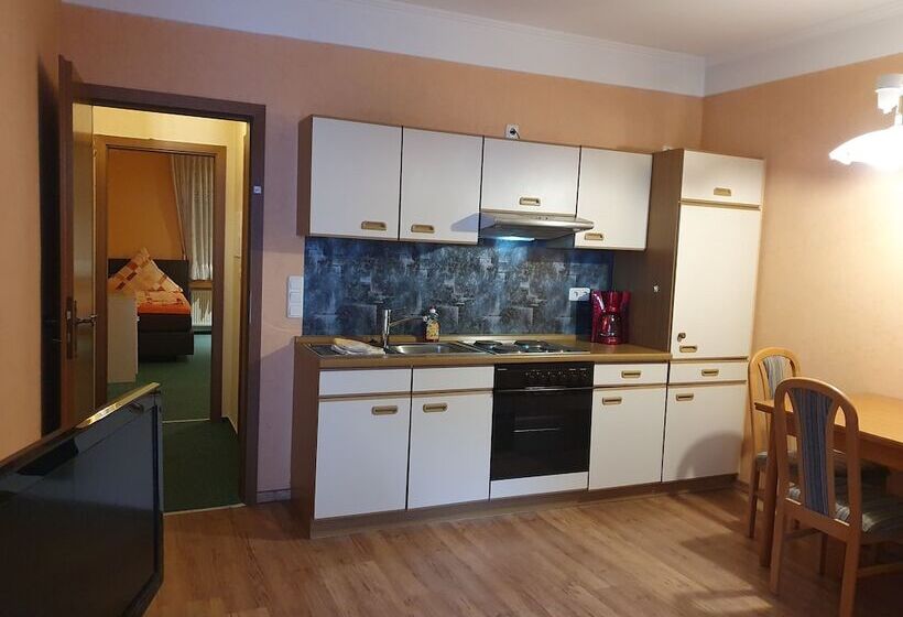 펜션 Zum Weingutsmuseum