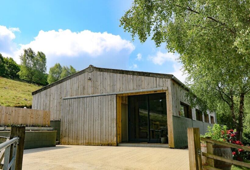 Rowan Bank, Jacobs Wood