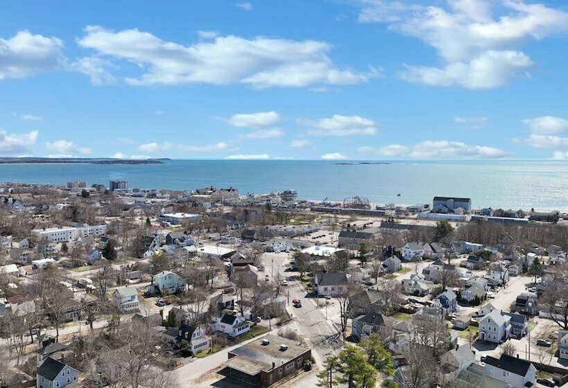 Sandcastle Inn & Motel