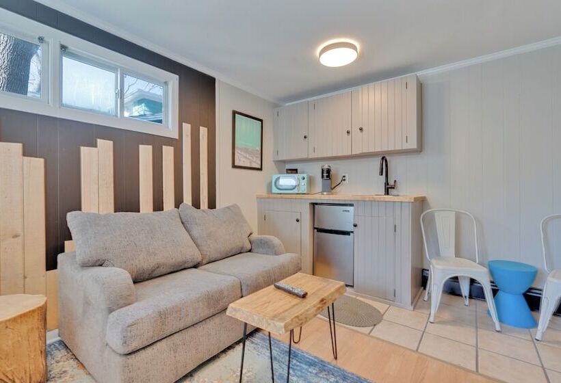 Sandcastle Inn & Motel