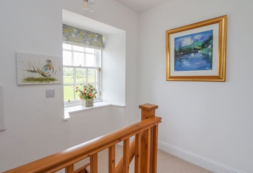 Seaview Barsloisnach Cottage