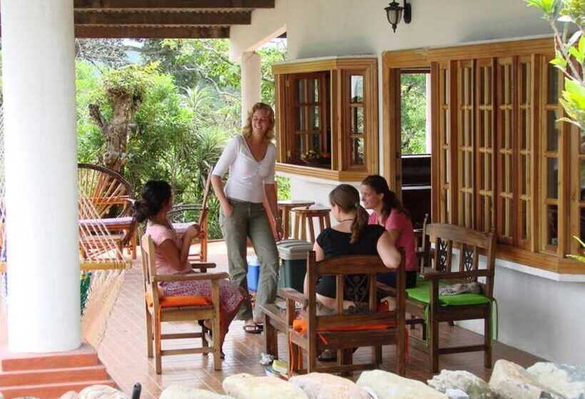 Spanish By The River   Boquete   Hostel