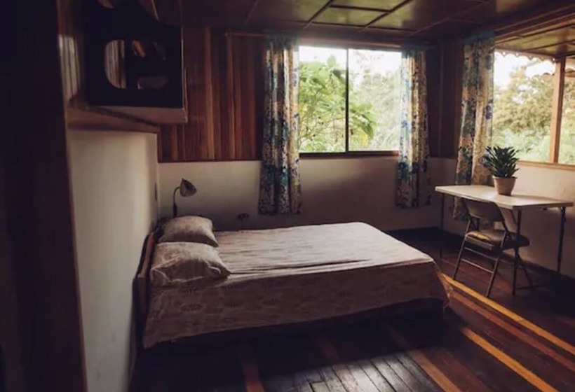 Spanish By The River Turrialba Hostel