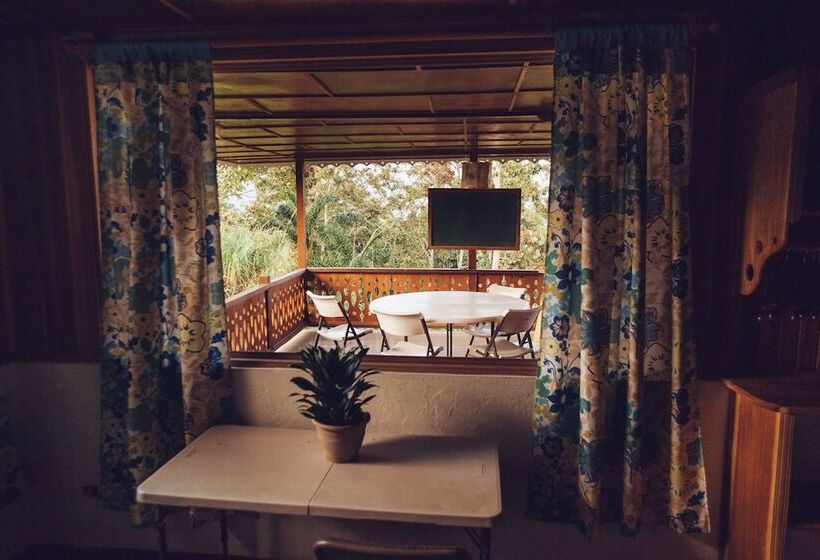 Spanish By The River Turrialba Hostel