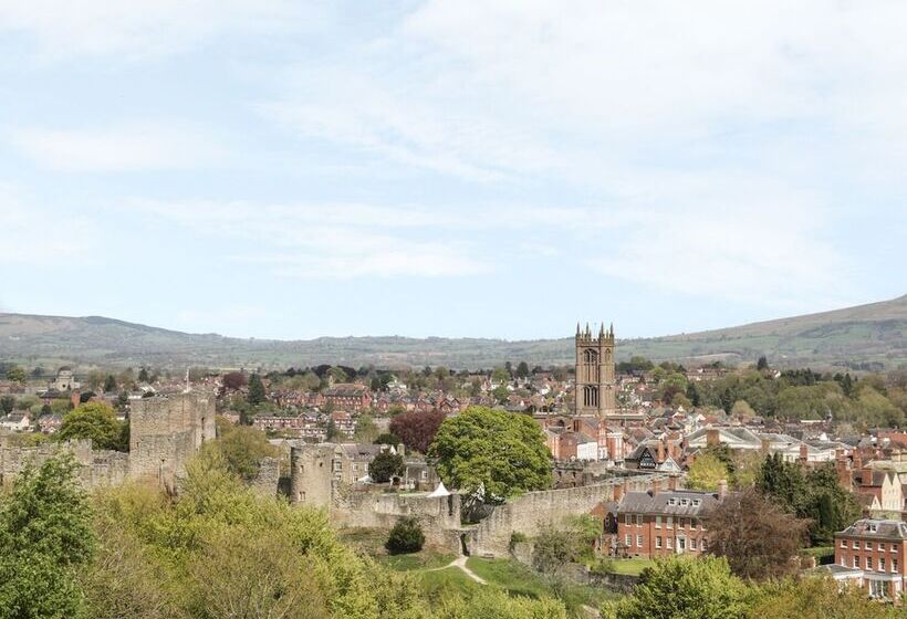 The Cow Byre, Heath Farm
