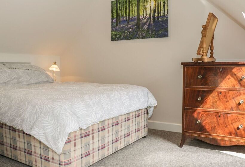 The Cow Byre, Heath Farm